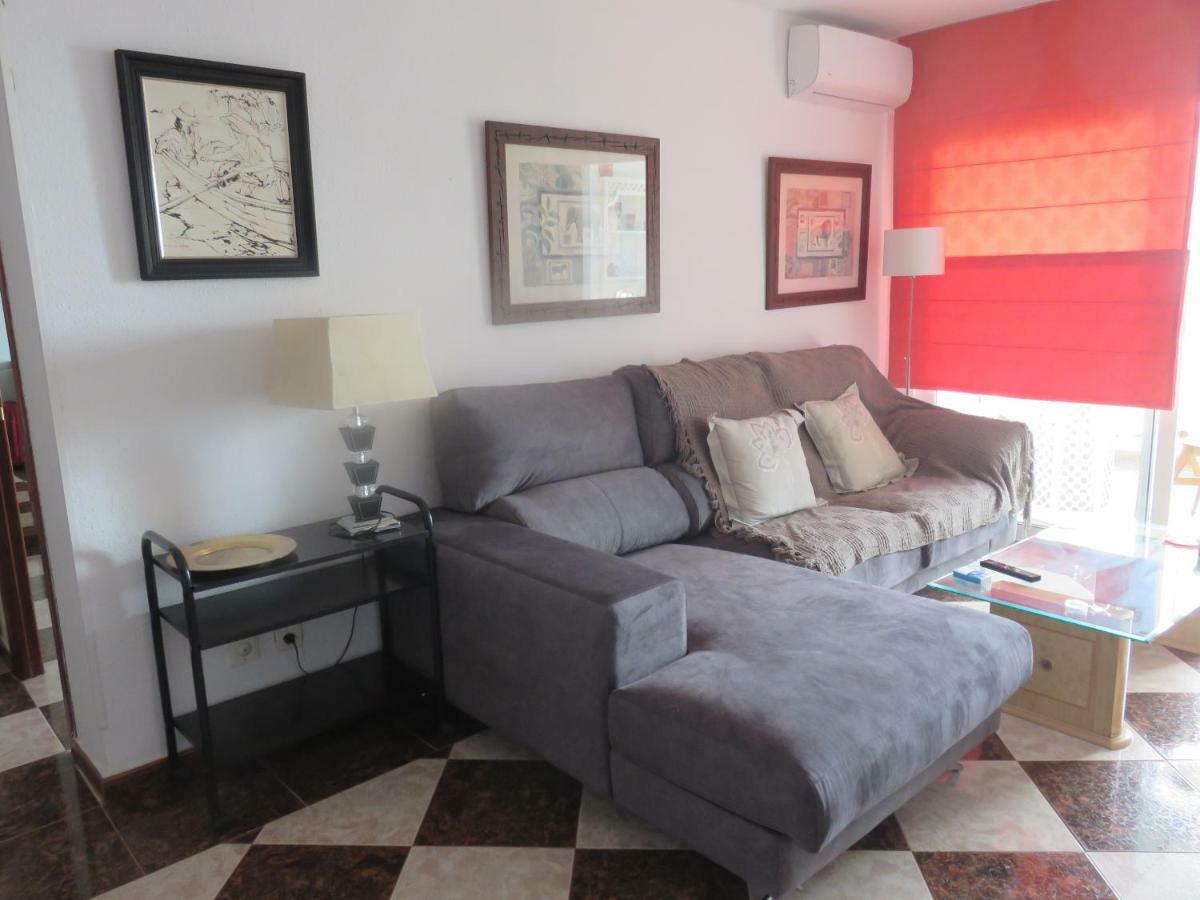 Apartamento Carihuela Playa Apartment Torremolinos Luaran gambar