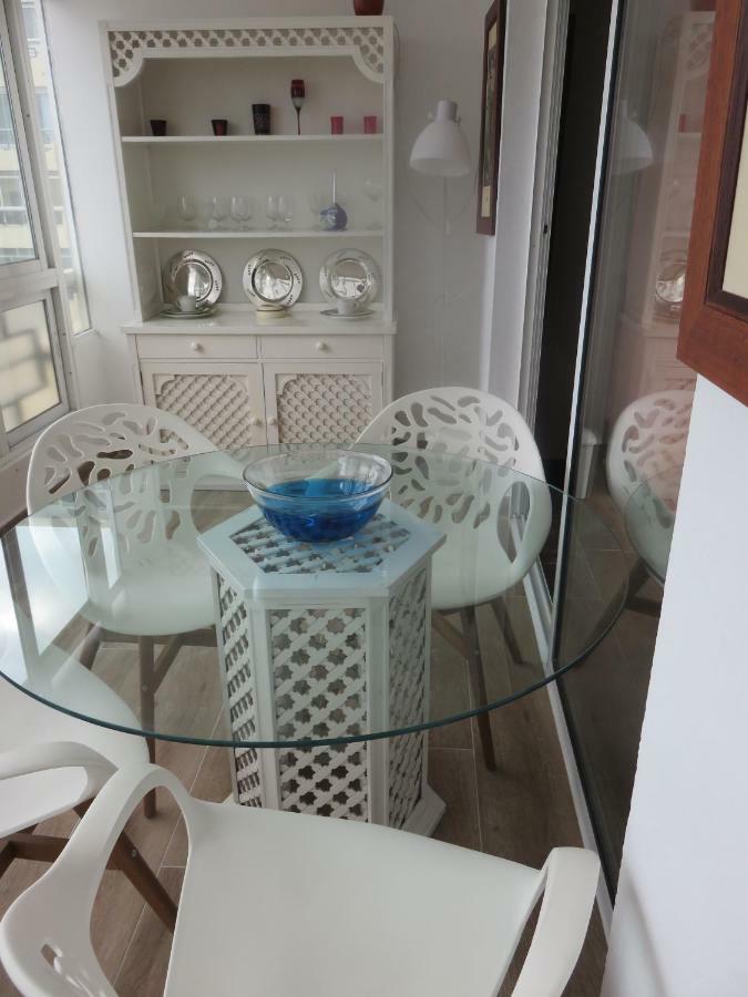 Apartamento Carihuela Playa Apartment Torremolinos Luaran gambar